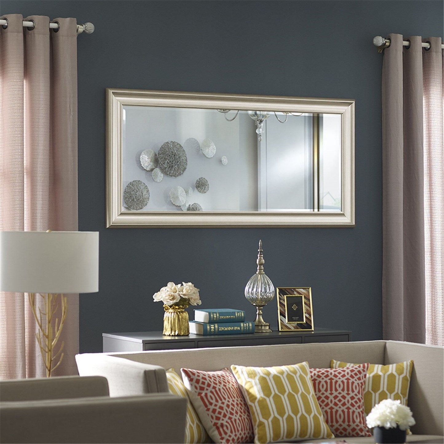 Grand miroir, miroir pleine taille, miroir rectangulaire surdimensionné, cadre en faux bois lisse, miroir mural suspendu.