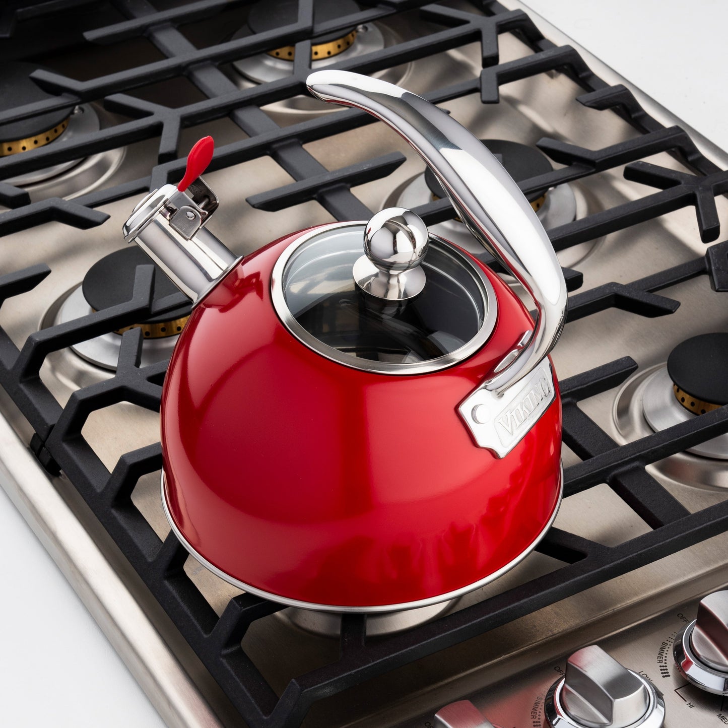 Bouilloire à sifflet Viking en acier inoxydable rouge de 2,6 quarts avec fond à 3 couches