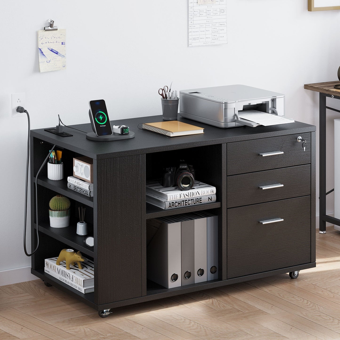 Meuble de rangement en bois avec station de recharge, classeur latéral mobile verrouillable, compatible avec les dossiers A4, lettres et documents légaux.