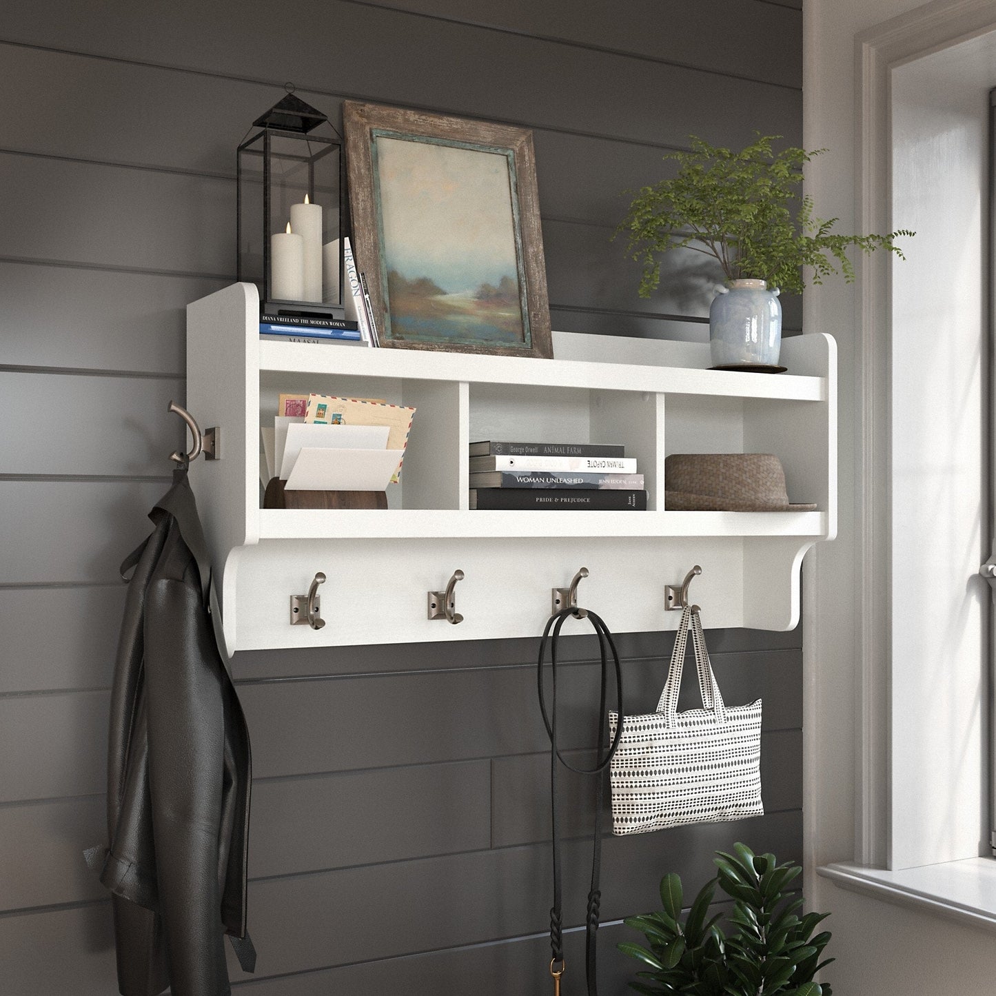 Porte-manteau mural Woodland 40W avec étagère de Bush Furniture